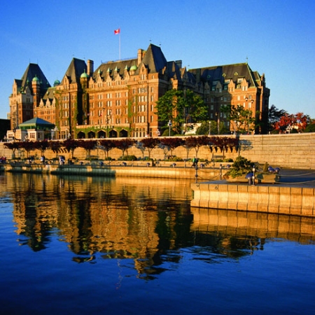 Fairmont Empress Hotel Partners With Hoyne Brewing on Exclusive Honey Beer