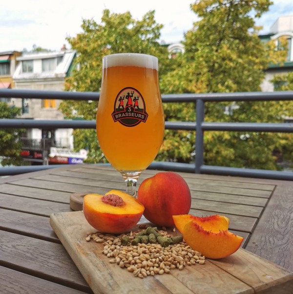 Les 3 Brasseurs/The 3 Brewers Releases Peach & Love Wheat Ale