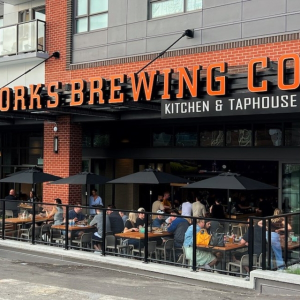 Steamworks Brewing Opens New Kitchen & Taphouse Location in Vancouver