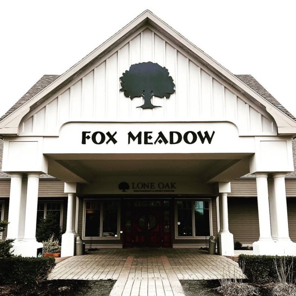 Lone Oak Brewing Opens Restaurant at Fox Meadow Golf Course in Stratford, PEI